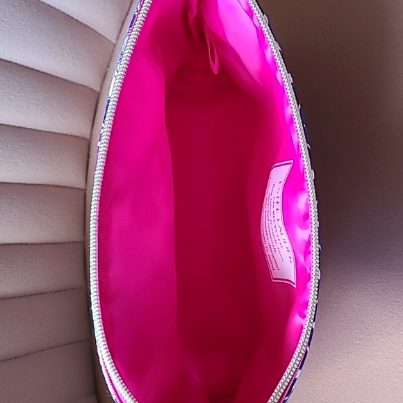 Estee Lauder Cosmetic Case - Picture 5 of 5